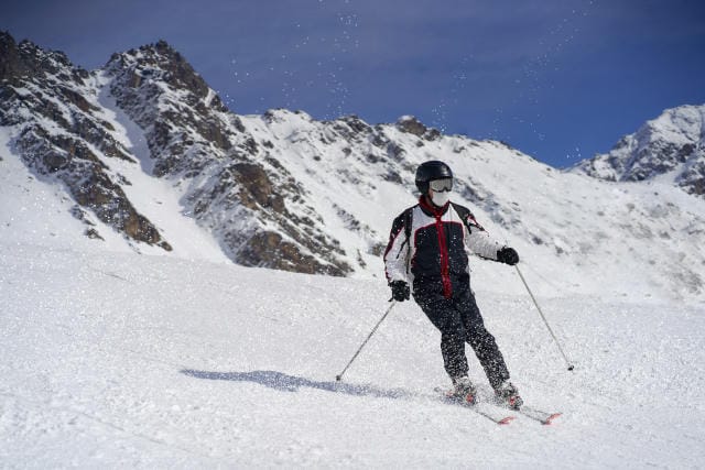 新幹線JRで雪山スノボを楽しむ旅行計画