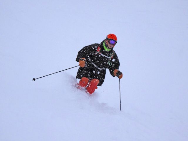 新幹線JRで楽しむ雪山スノボ旅行